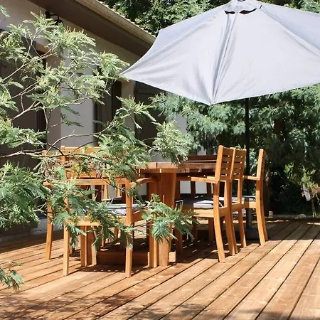Maison A Sur Avec Jardin 度假居 *