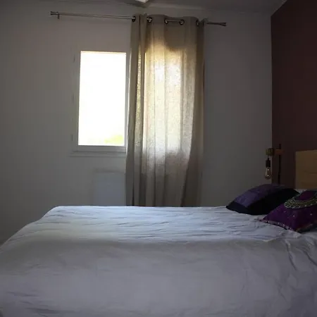 Ferienhaus Maison A Sur Avec Jardin